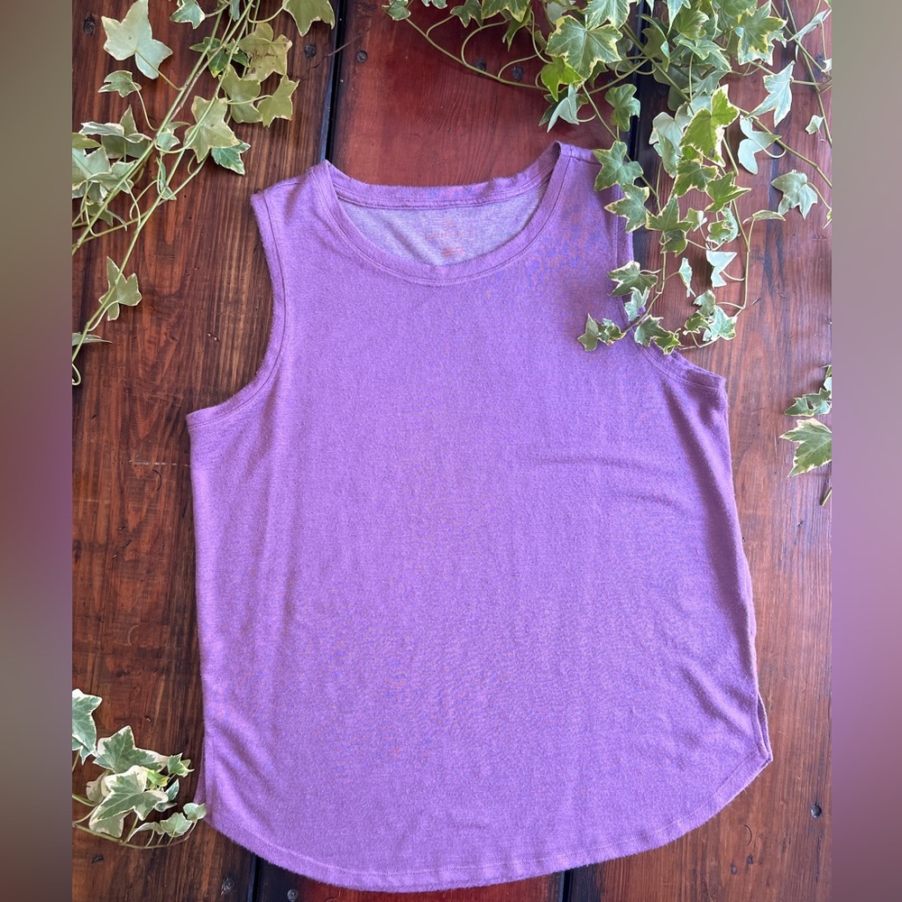 SOLD Danskin light purple workout too size Large